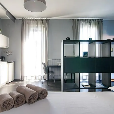 Via Mentana 32 - The House Of Travelers Apartment Como