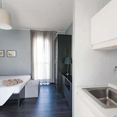 Via Mentana 32 - The House Of Travelers Apartment Como