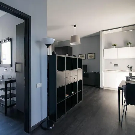 Via Mentana 32 - The House Of Travelers *