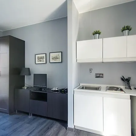 Via Mentana 32 - The House Of Travelers * 科莫