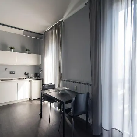 Via Mentana 32 - The House Of Travelers